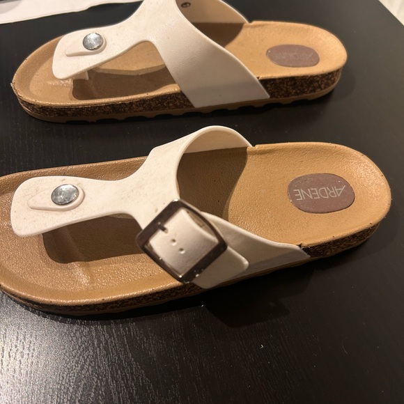 Ardene Women's Cream Sandals with Buckle - Picture 4 of 5